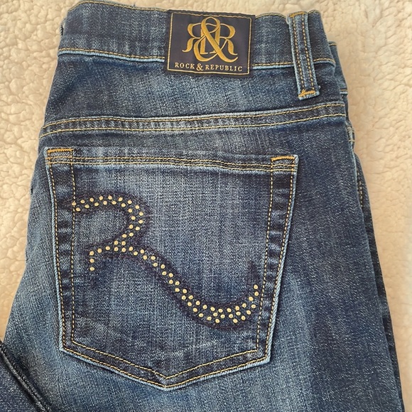 Rock & Republic Boot Cut Jeans - Picture 2 of 7